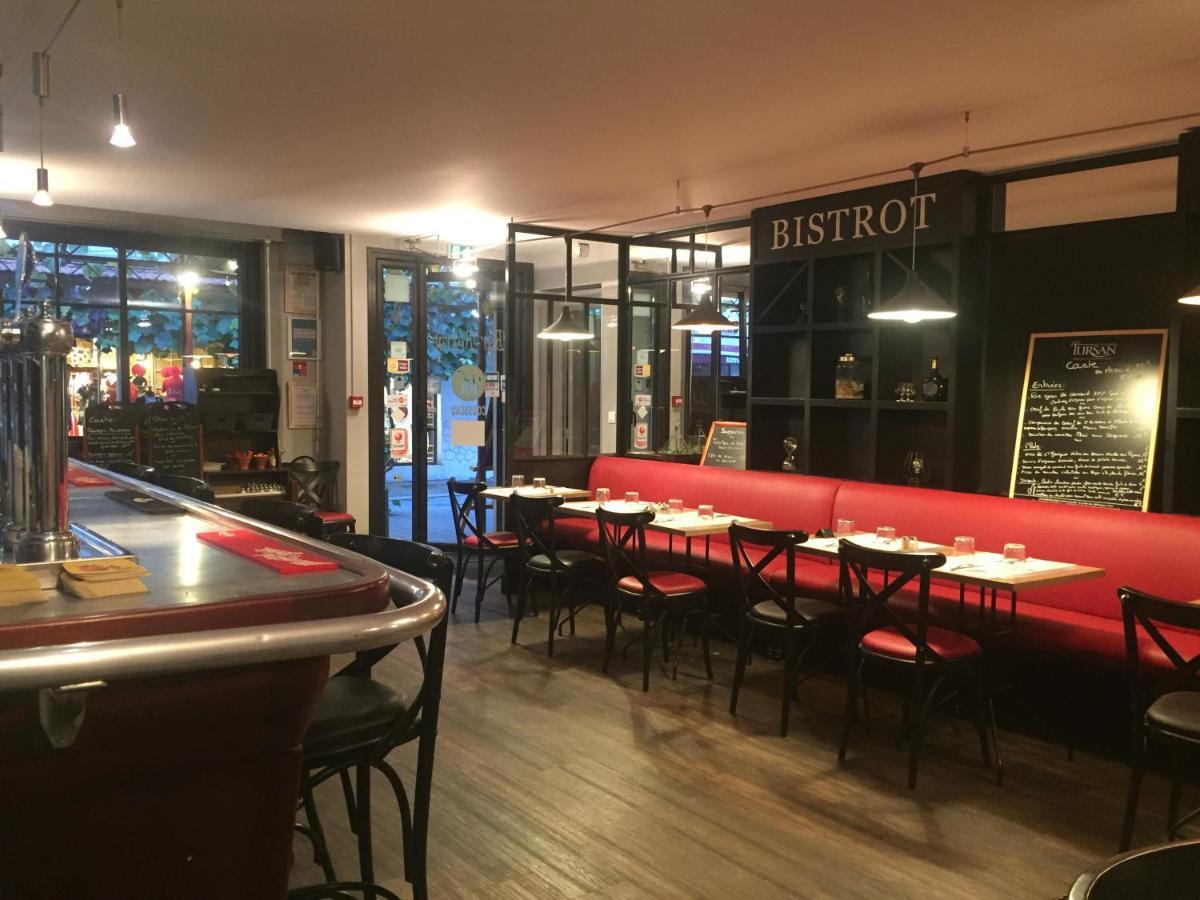 Hotel Restaurant Cousseau Parentis-en-Born Εξωτερικό φωτογραφία