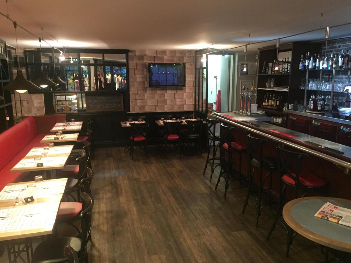 Hotel Restaurant Cousseau Parentis-en-Born Εξωτερικό φωτογραφία
